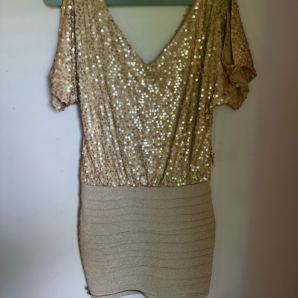 Gold Sequin V-Neck Short Dress